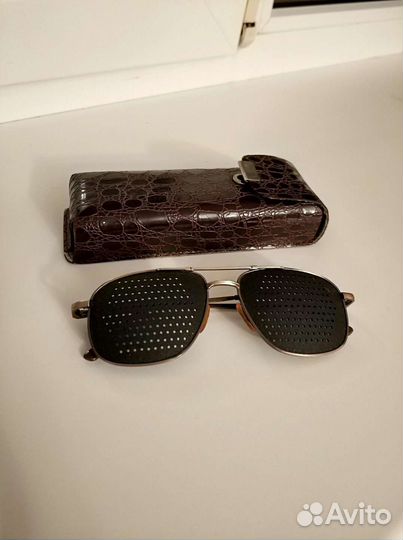 Очки тренажеры с перфорацией