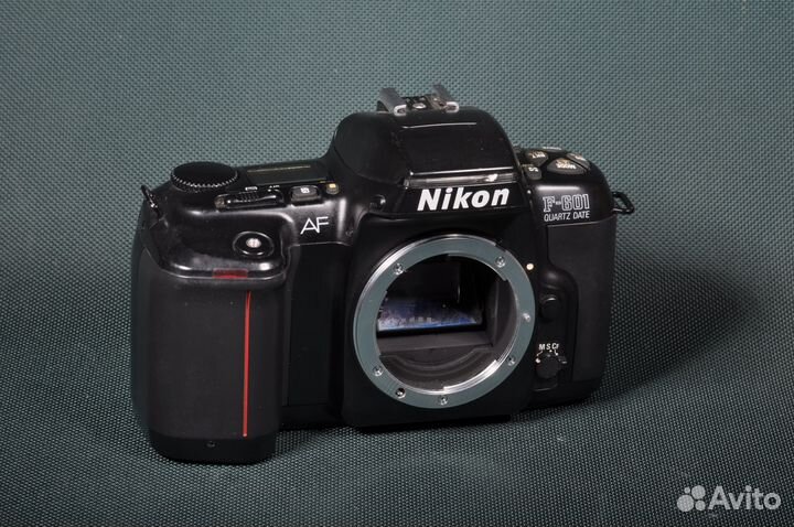 Nikon F-601