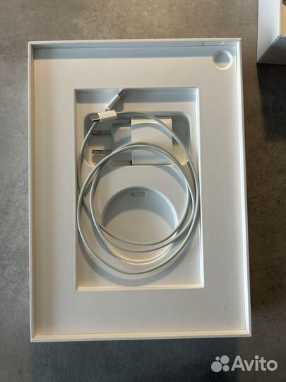 iPad Air 4-го поколения Wi-Fi 64GB