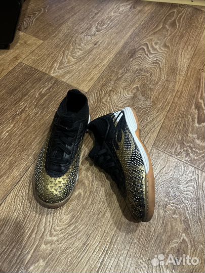 Футбольные бутсы