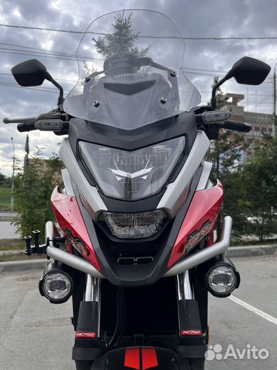 Мотоцикл honda NC 750 X DCT