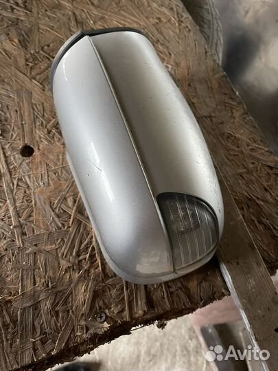 Зеркало mercedes 210