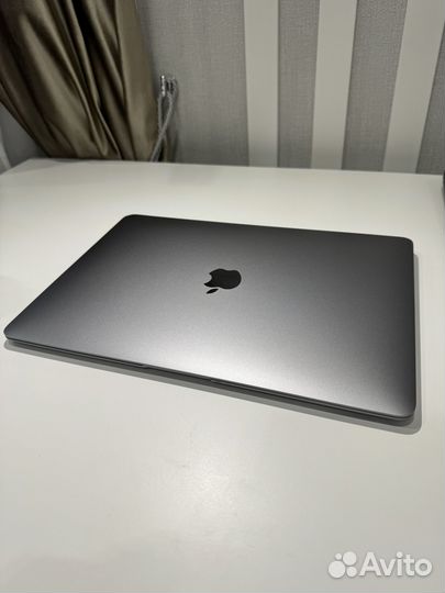 Apple MacBook air 13 2020 m1 16gb 256