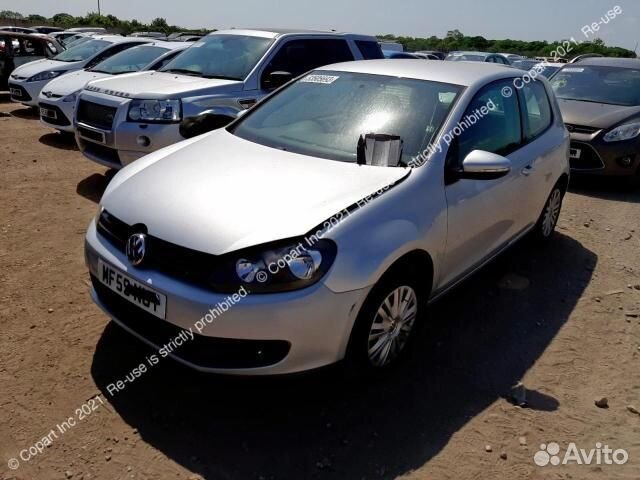 Решетка радиатора volkswagen golf 6 2009