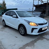 Kia Rio 1.4 MT, 2017, 387 000 км, с пробегом, цена 650 000 руб.