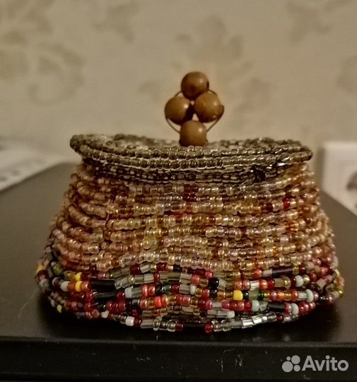 Шкатулка из бисера
