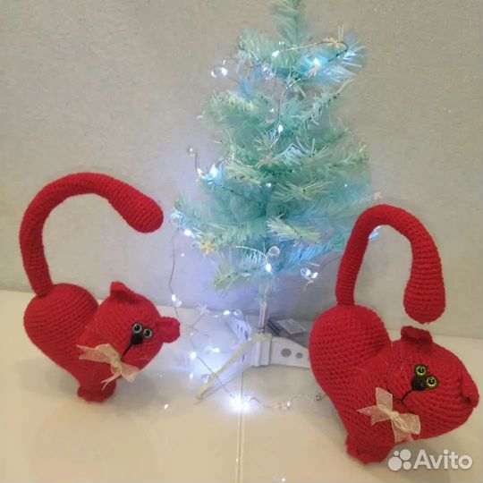 Кот сердечко вязаная игрушка хэндмейд