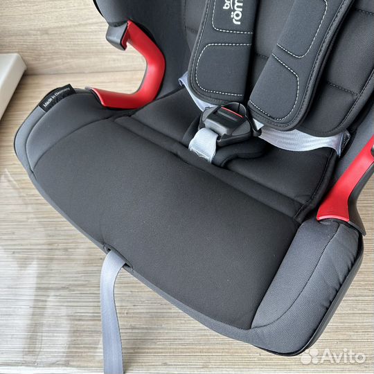 Детское автокресло britax romer advansafix 4r