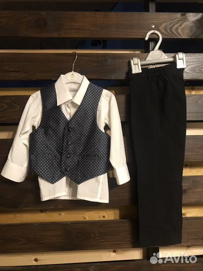 Костюм на мальчика тройка 92