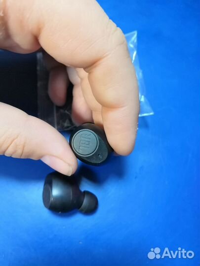 Беспроводные наушники JBL c115