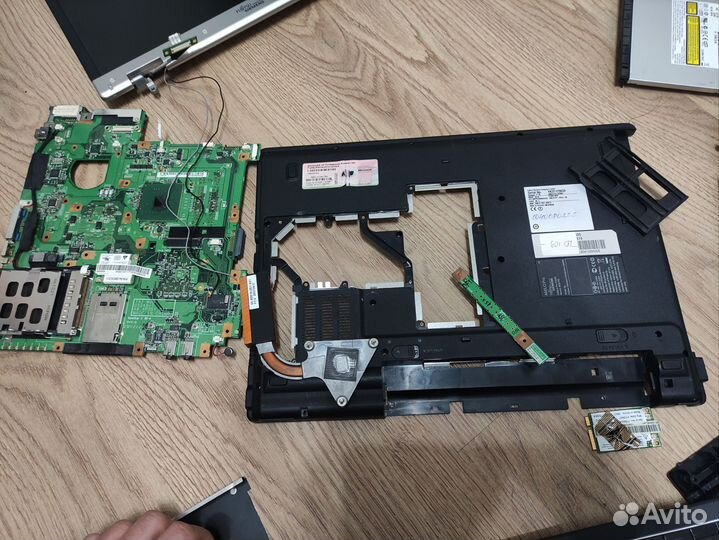 Ноутбук fujitsu Siemens v3505 w82