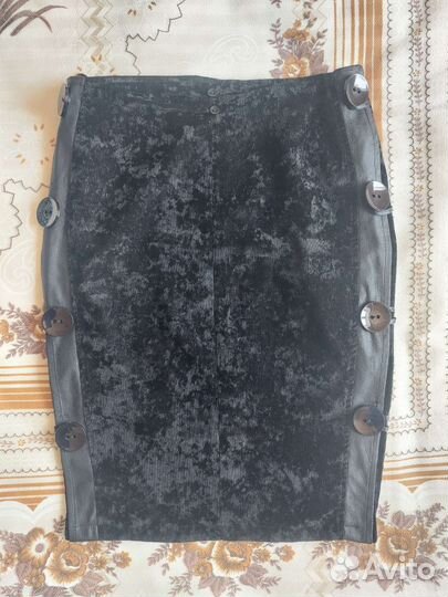 Юбка - карандаш черная