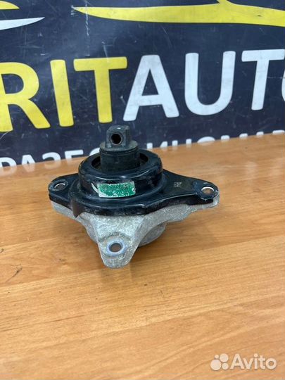 Подушка двигателя правая Kia Quoris 1 G8BE