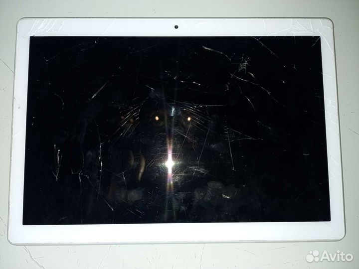 Планшет lenovo на запчасти