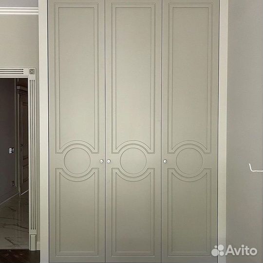 Встраиваемый шкаф