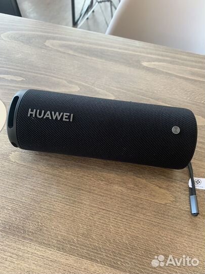 Мощная колонка Huawei Sound Joy