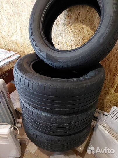 Maxxis Premitra HP5 215/60 R16