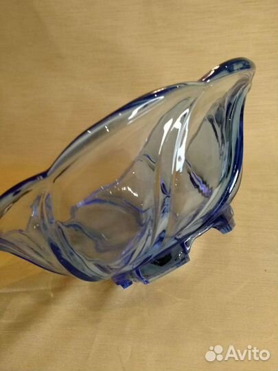 Крупная ваза для фруктов/ салатник