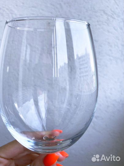 Бокалы для вина новые
