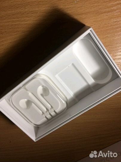 Коробка от айфон 5s