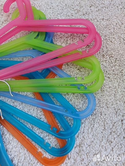 Вешалки плечики детские
