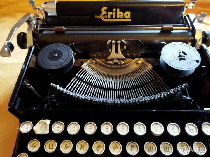 Печатная машинка Erika Naumann M с рус.шрифтом