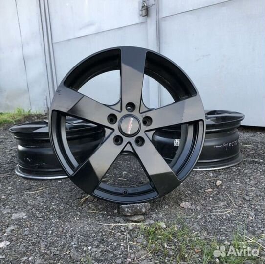 Диски Dezent TD dark R17 5x114.3