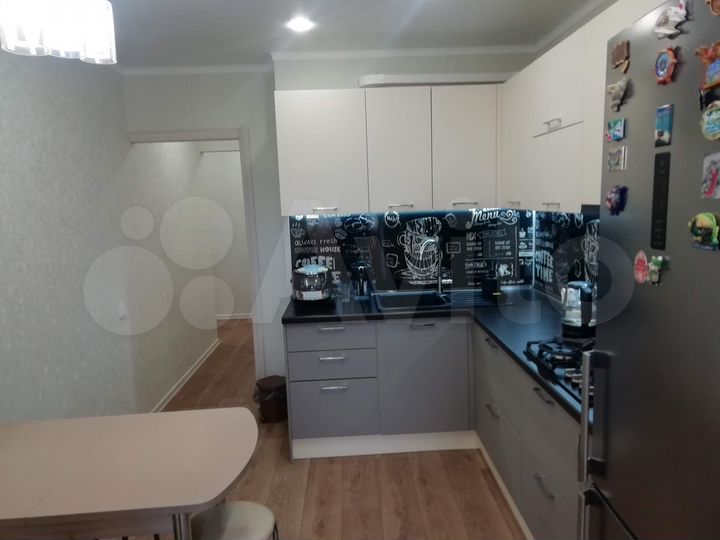 2-к. квартира, 58,2 м², 9/10 эт.