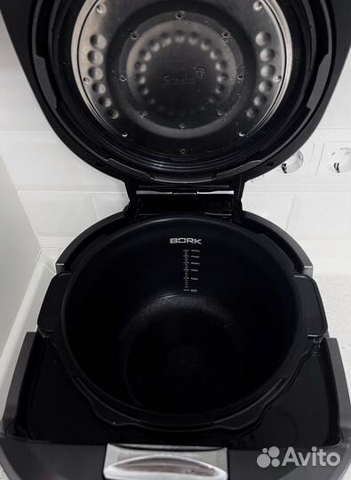 Мультишеф Bork U804