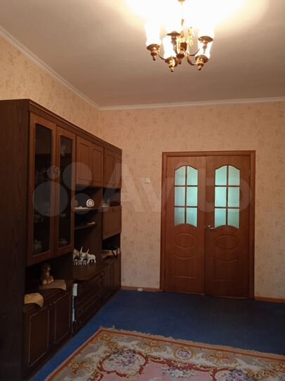 4-к. квартира, 77 м², 1/3 эт.