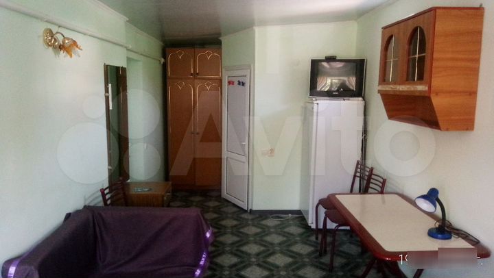 Комната 20 м² в 3-к., 2/2 эт.
