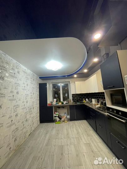 Двухуровневый натяжной потолок