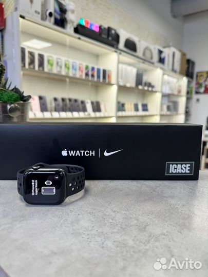 Apple Watch SE 44mm. Space Gray. Акб:90% Обмен