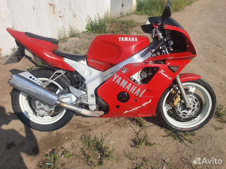 Yamaha FRZ400RR