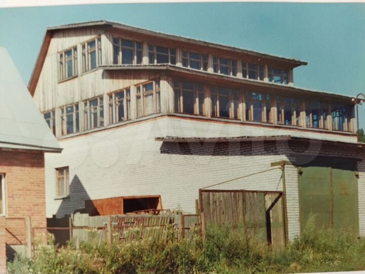 Дом 420 м² на участке 6 сот.