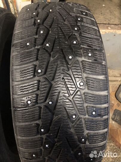 Nokian Tyres Hakkapeliitta 7 215/55 R17