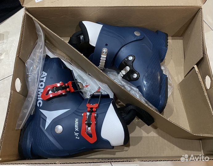 Горнолыжные ботинки детские Atomic