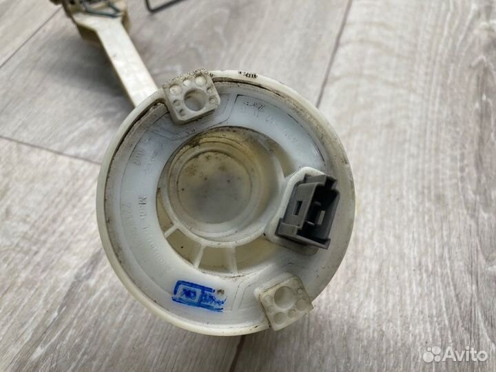 Датчик уровня топлива Mercedes-Benz W210