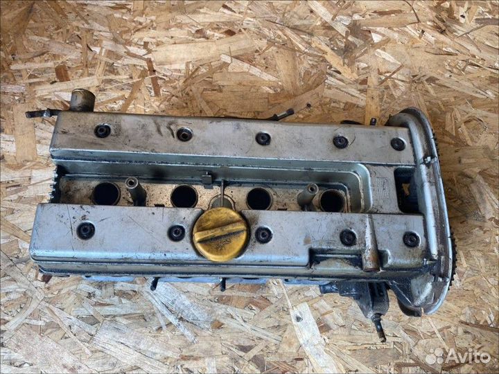 Головка блока цилиндров Opel Vectra