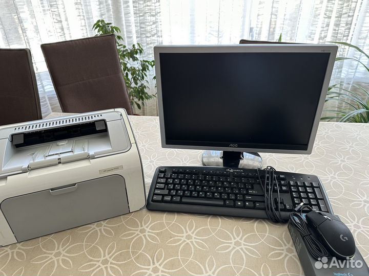 Монитор AOC, принтер HP laserJet P1102