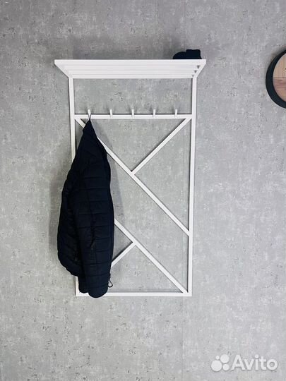 Прихожая настенная вешалка в стиле лофт в прихожую