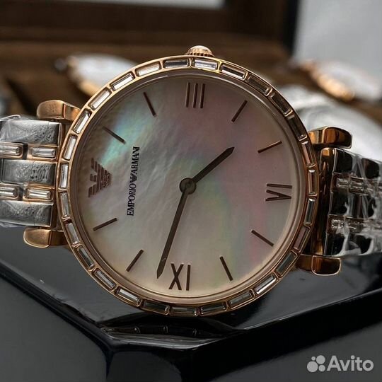 Женские часы Emporio Armani