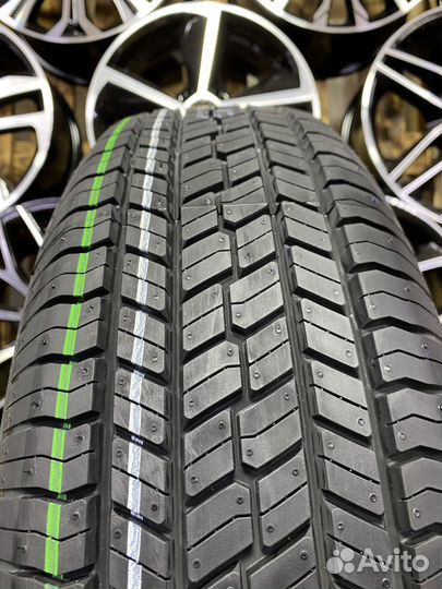 Yokohama Geolandar G033V 215/70 R16 100H