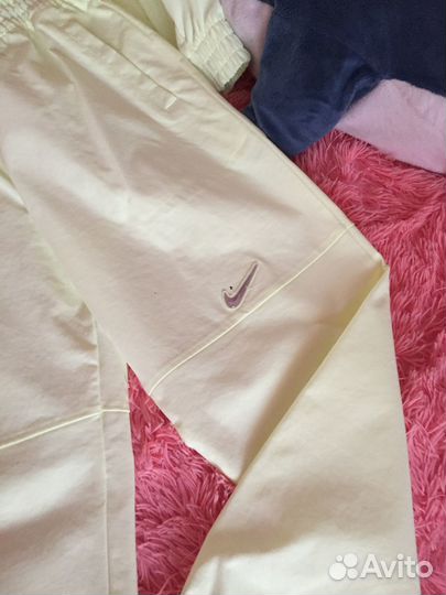 Спортивный костюм женский