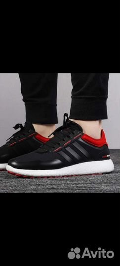 Кроссовки мужские adidas 42 размера