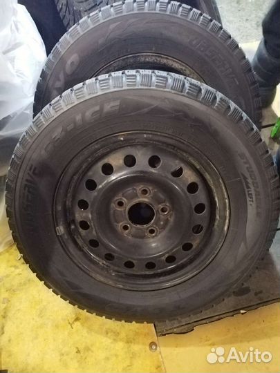 Toyo Observe G3-Ice 205/70 R15