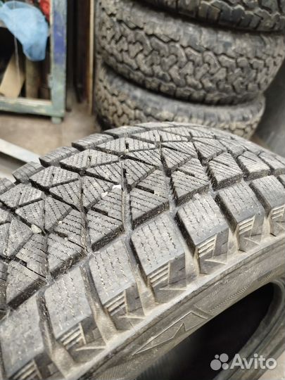 Bridgestone Blizzak DM-V2 21.5/65 R16