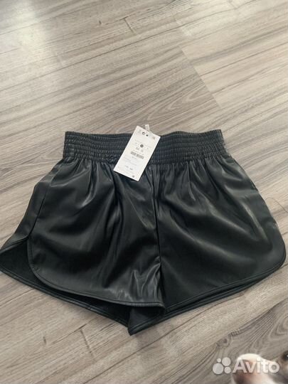 Шорты женские