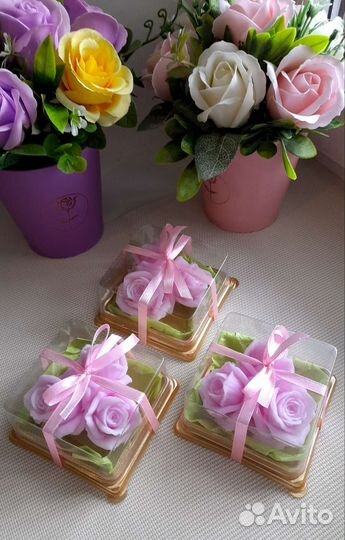 Розы в куполе из мыла