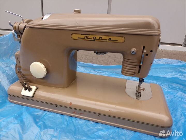 Швейная машинка Тула 1 с ручным приводом на века